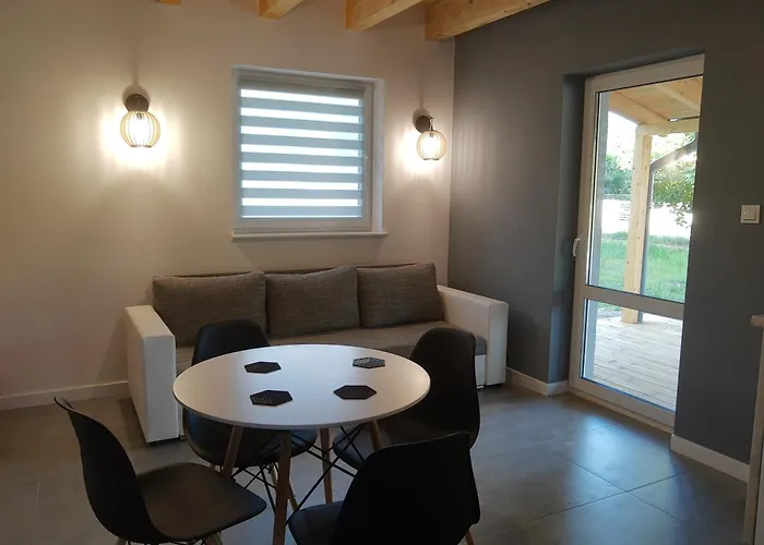 Apartamenty - Domek Bobrowe Zacisze 3